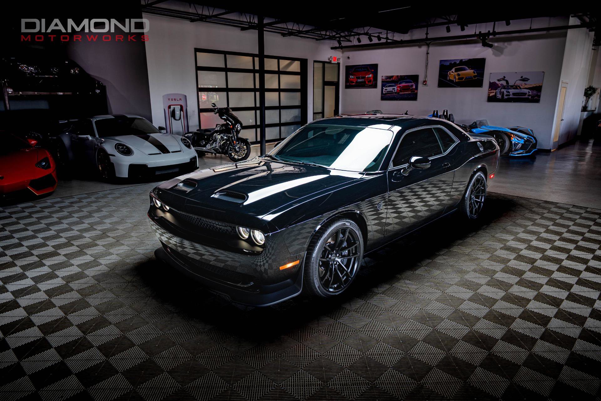 Used 2023 Dodge Challenger SRT Hellcat RWD image 3