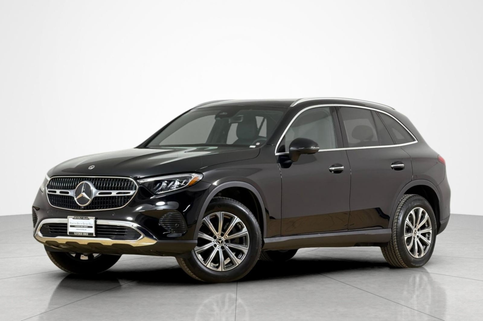 Used 2024 Mercedes-Benz GLC 300 4MATIC image 1