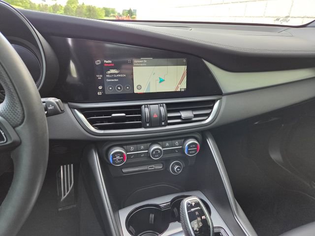 Used 2024 Alfa Romeo Giulia Ti AWD/4WD image 38