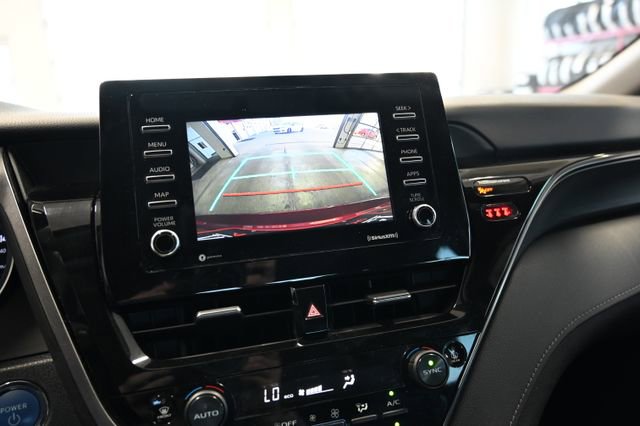Used 2021 Toyota Camry LE FWD image 16