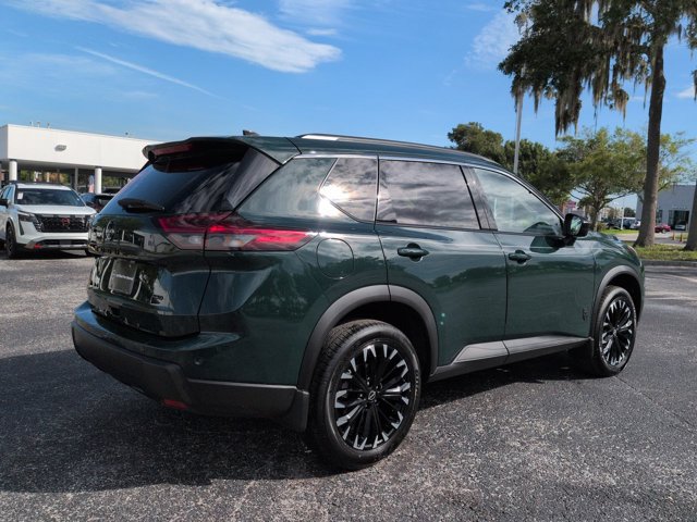 Certified 2026 Nissan Rogue Dark Armor AWD/4WD image 4