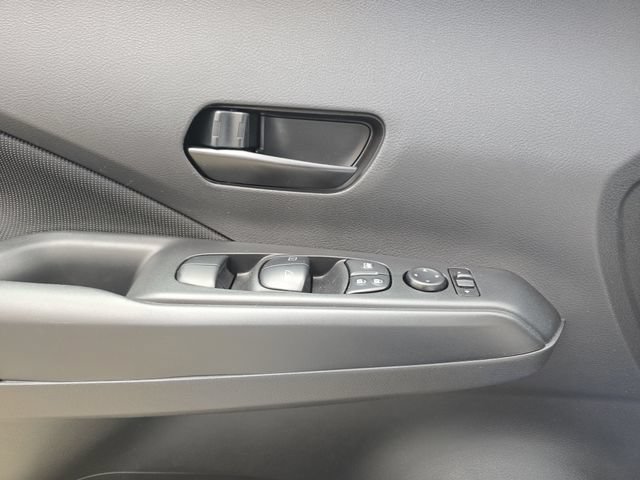 Used 2025 Nissan Kicks Play S FWD image 32