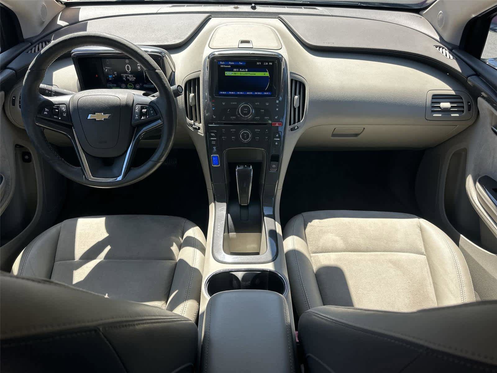 Used 2013 Chevrolet Volt Premium w/ Premium Trim Package FWD image 11