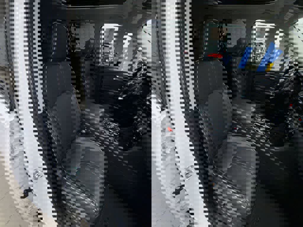 Used 2023 Honda Pilot Elite image 16