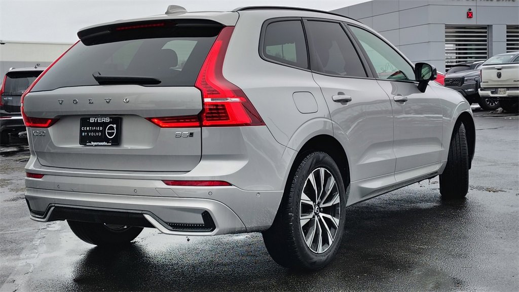 Certified 2025 Volvo XC60 B5 Plus image 3