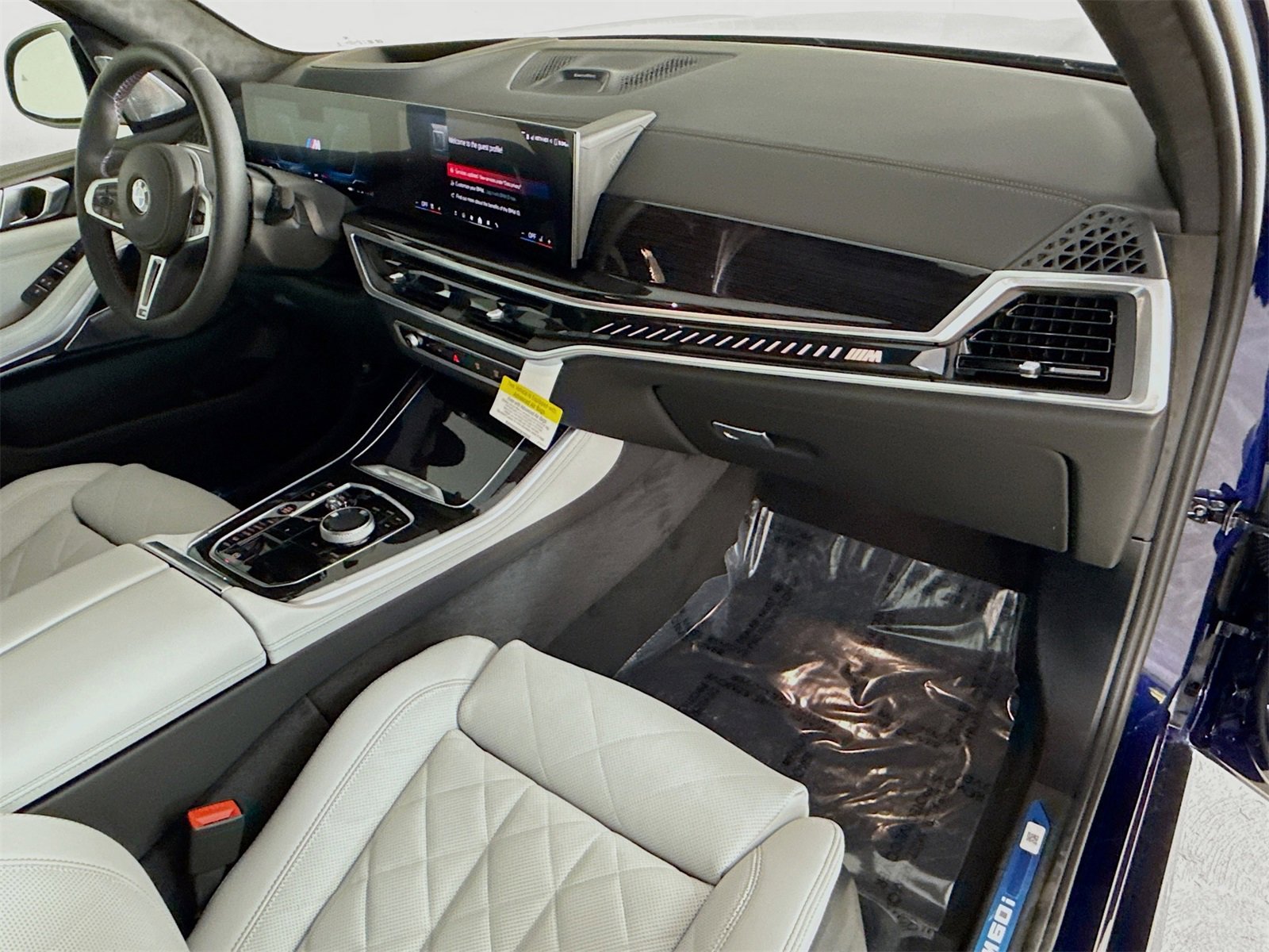 New 2026 BMW X5 M60i image 31