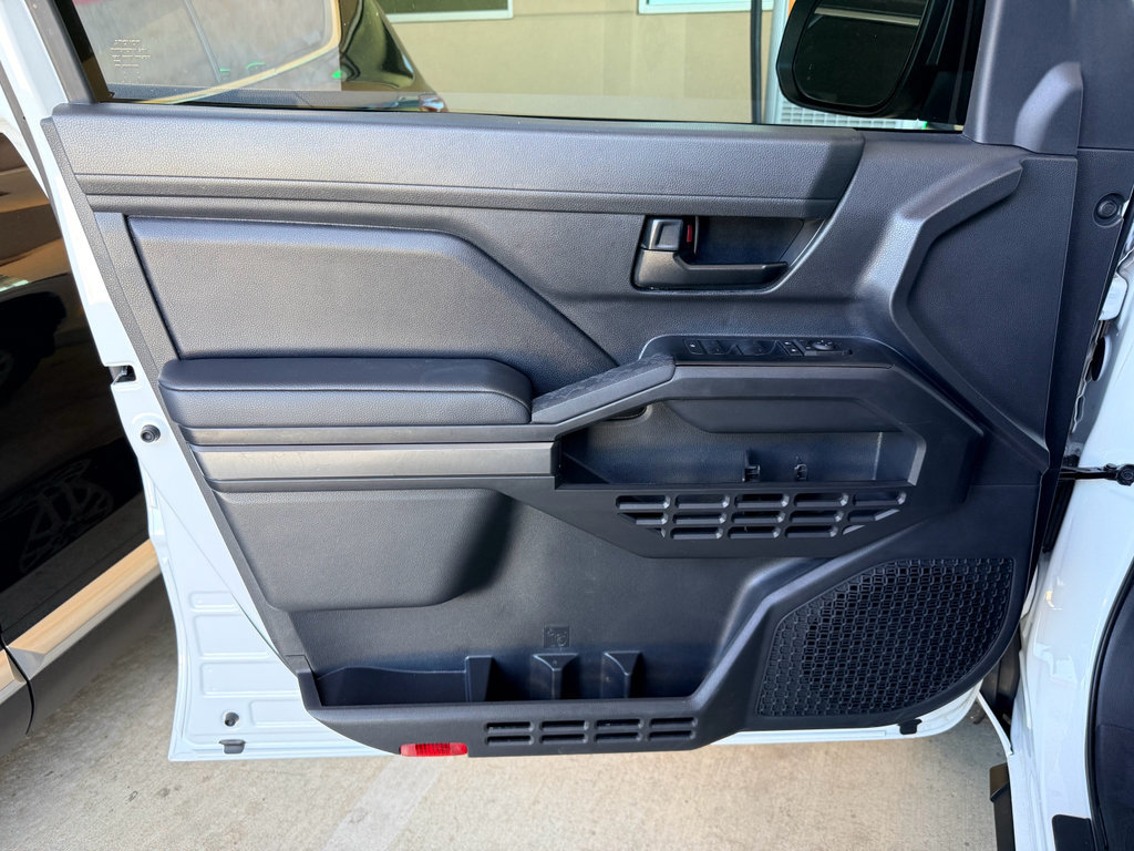Used 2025 Toyota Tacoma SR5 RWD image 11