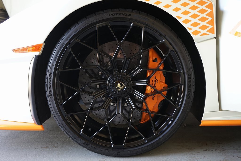 Used 2022 Lamborghini Huracan STO image 34