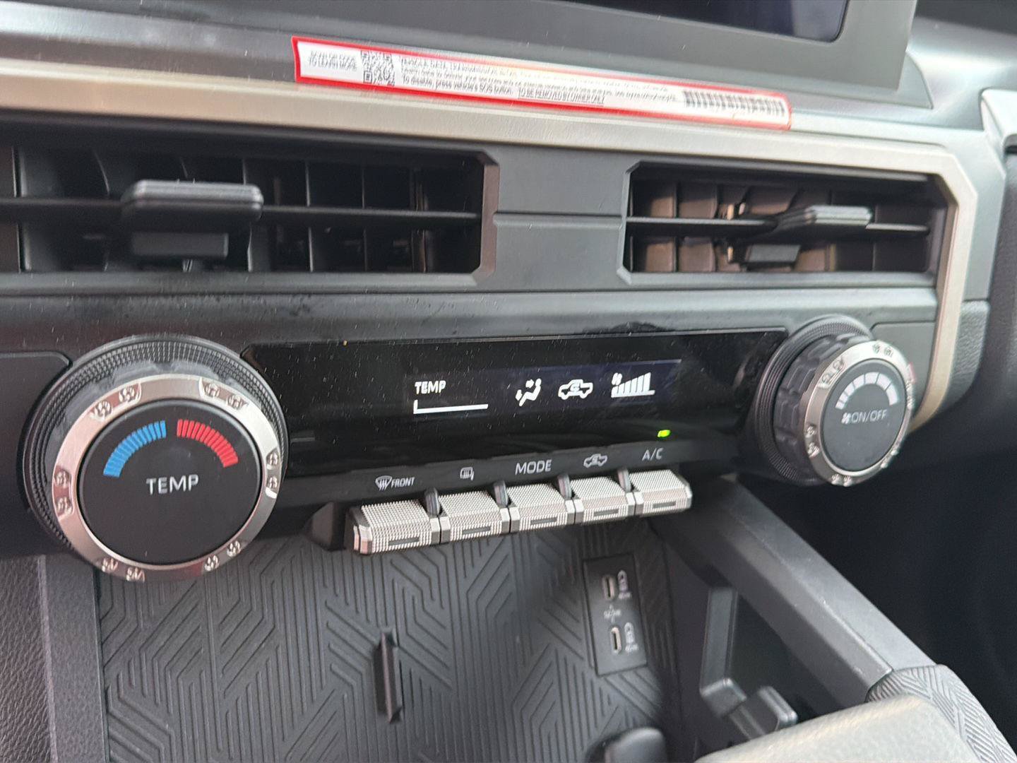 Certified 2025 Toyota Tacoma SR5 AWD/4WD image 26