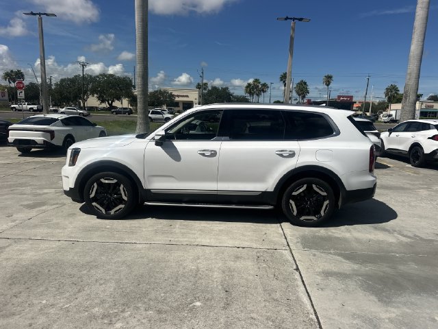 Certified 2024 Kia Telluride S FWD image 9