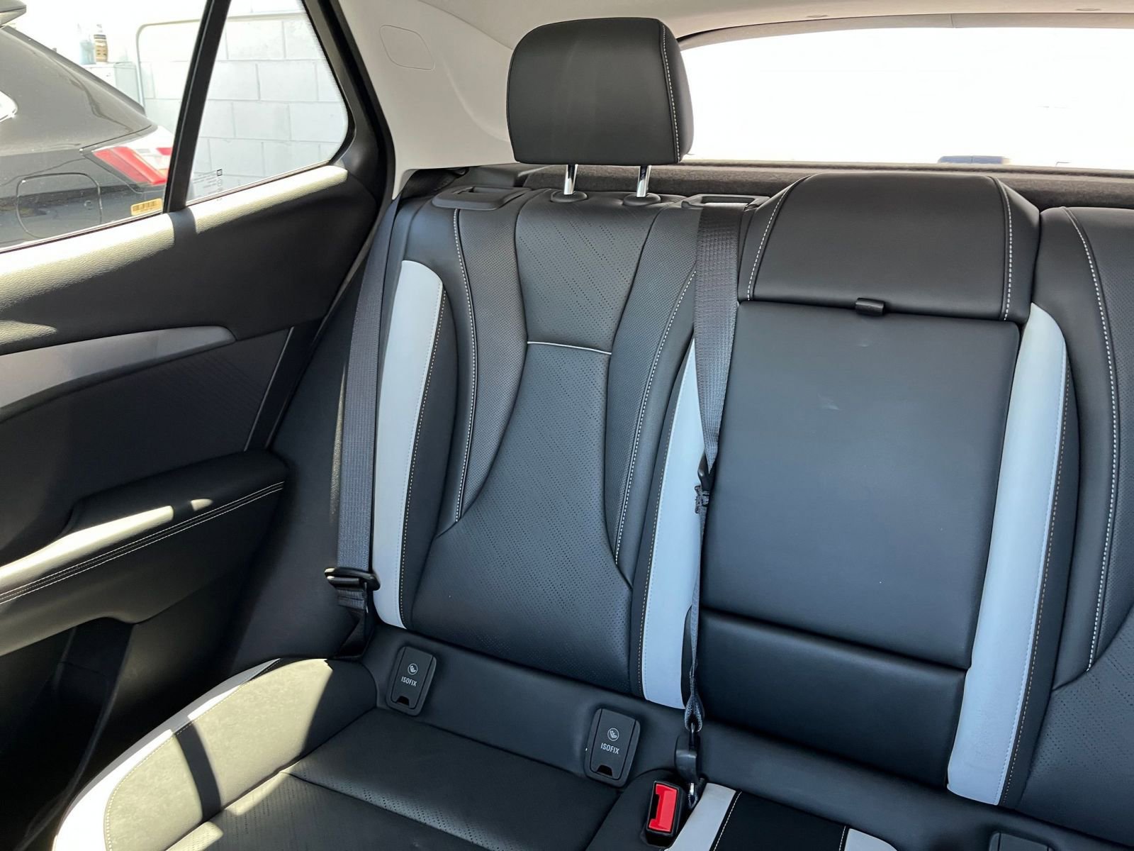 Used 2024 Buick Envision Sport Touring image 39