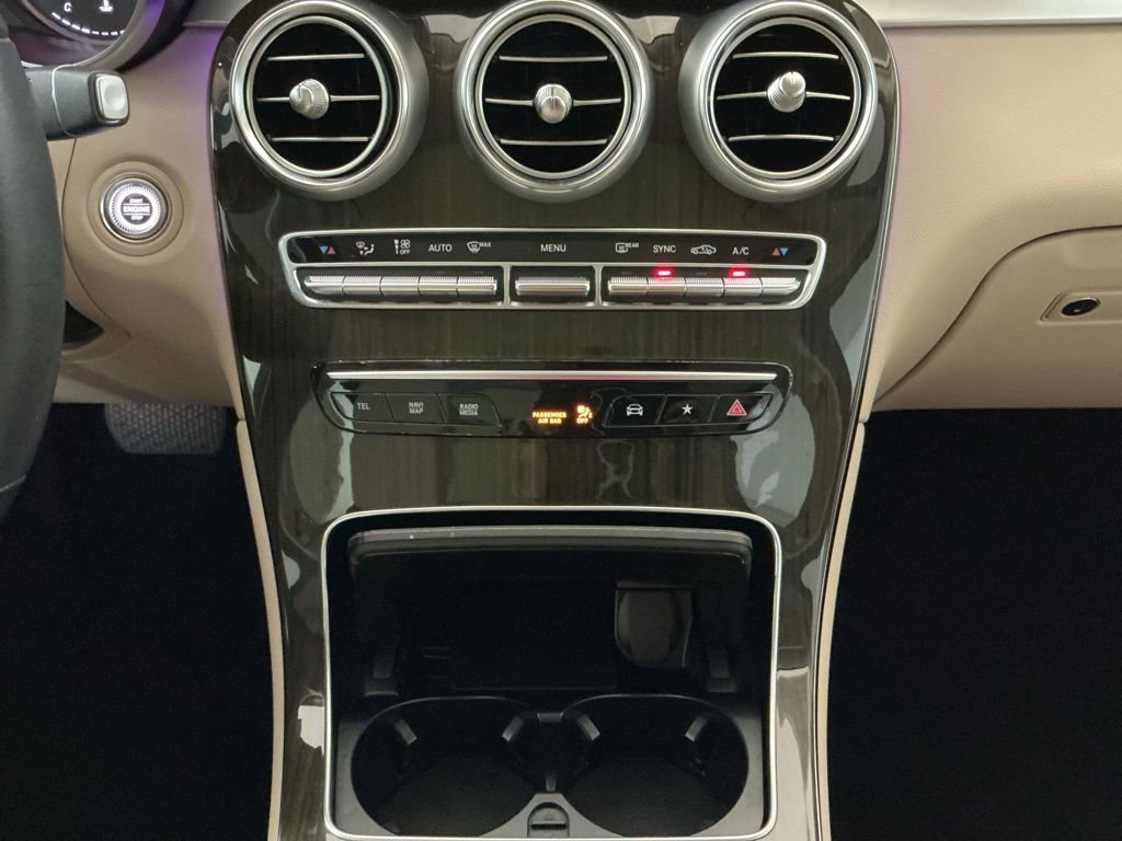 Used 2022 Mercedes-Benz GLC 300 image 13