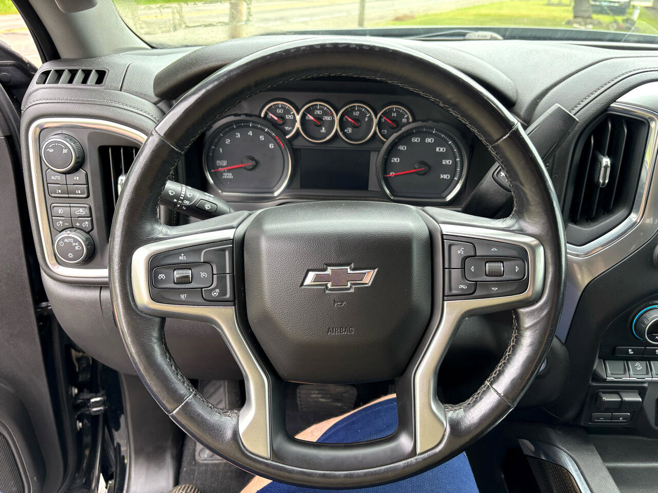 Used 2019 Chevrolet Silverado 1500 LT Trail Boss image 25