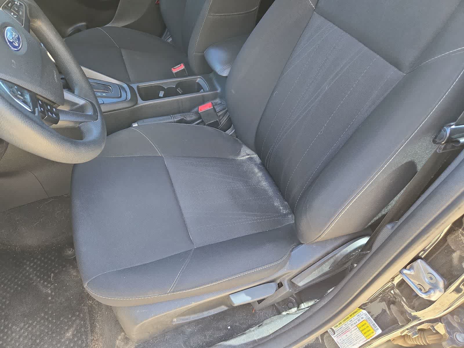 Used 2018 Ford Focus SEL FWD image 16