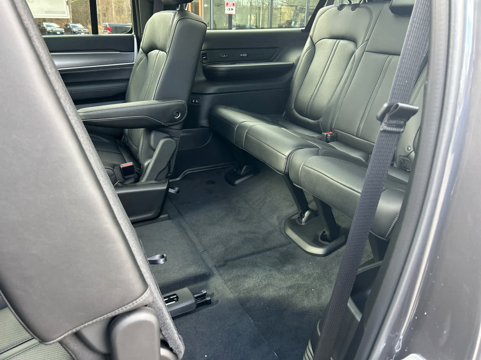 New 2025 Jeep Wagoneer L Series II w/ Premium Group I image 45