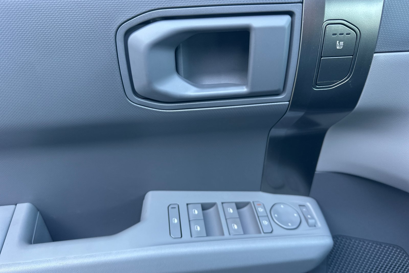 New 2027 Kia EV3 Wind FWD image 11