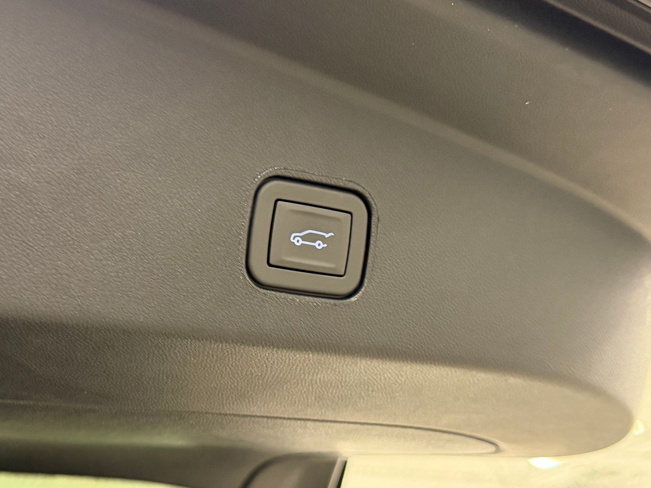 New 2026 Cadillac Lyriq Sport AWD/4WD image 42