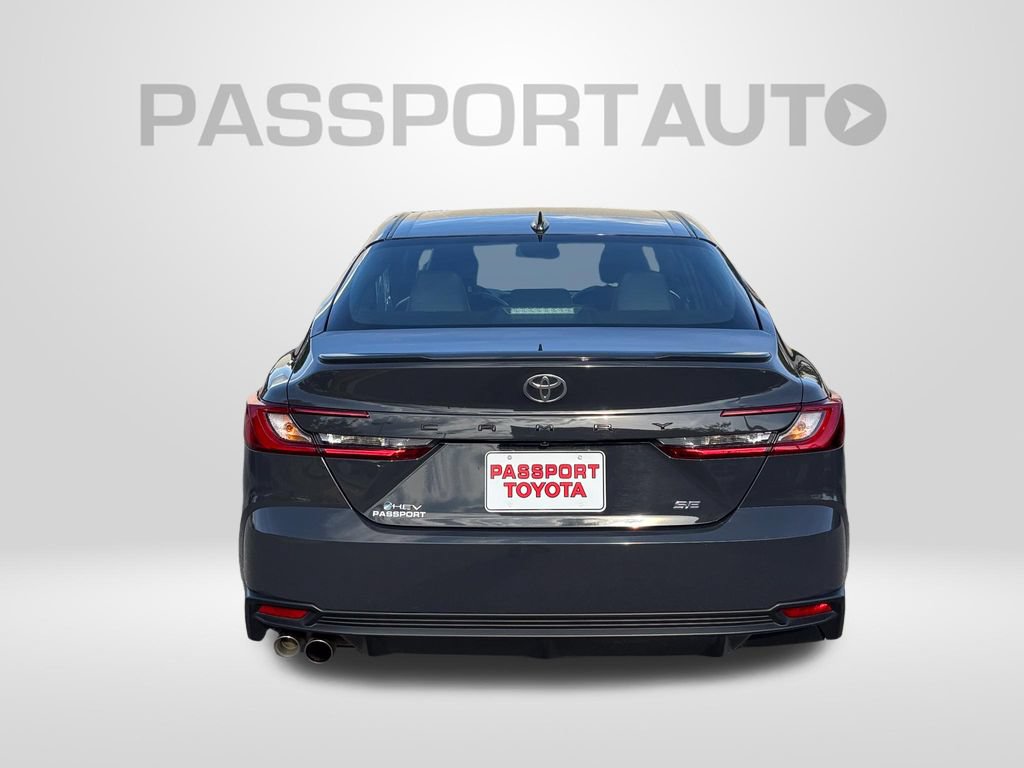 Used 2025 Toyota Camry SE FWD image 7