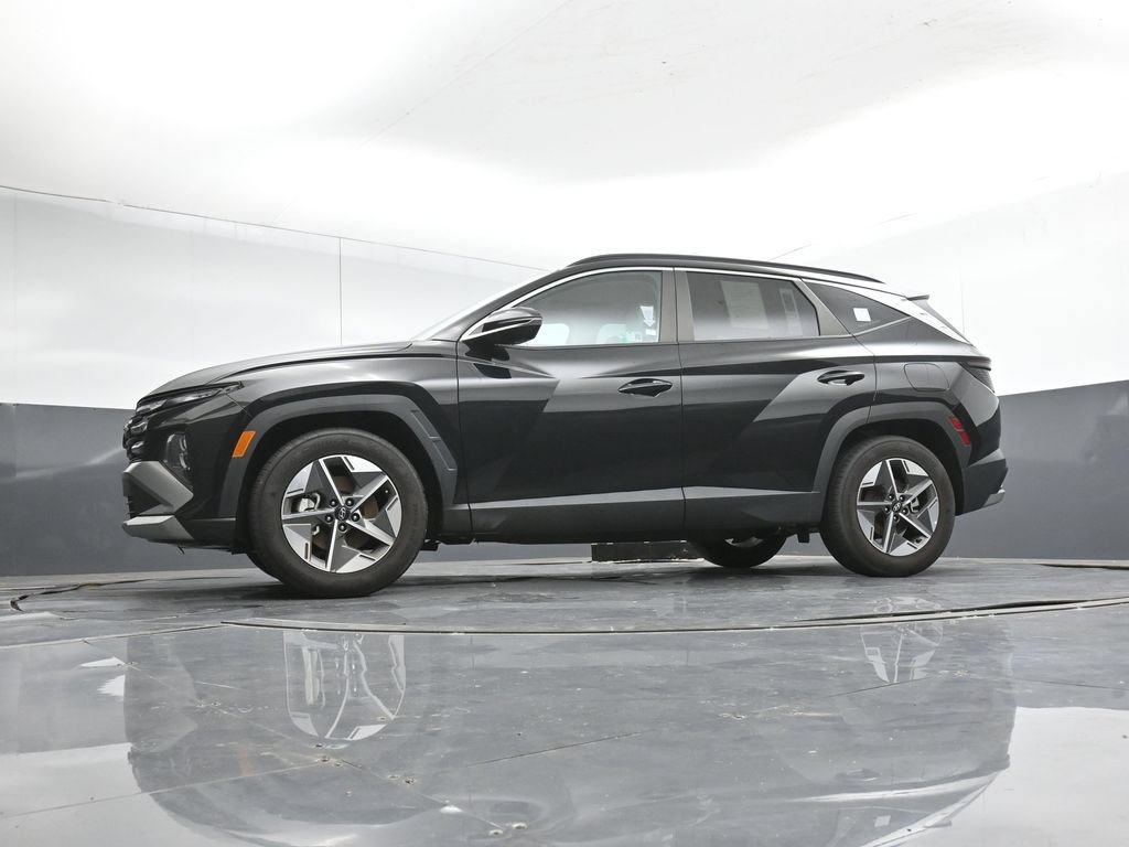 Used 2025 Hyundai Tucson SEL FWD image 41