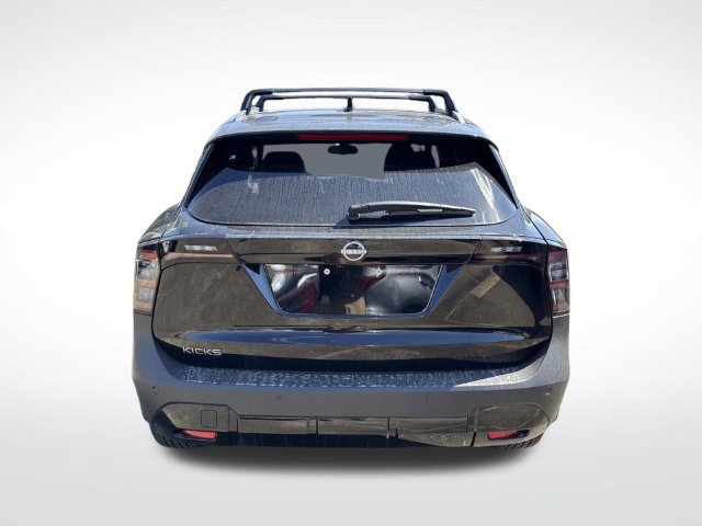 New 2027 Nissan Kicks SR FWD image 8