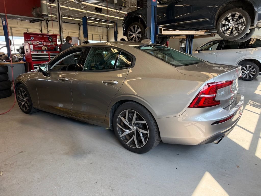 Used 2019 Volvo S60 T6 Momentum w/ Multimedia Package AWD/4WD image 6