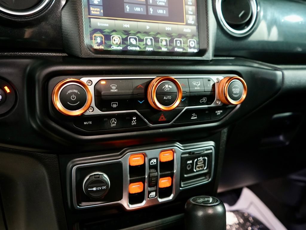 Used 2022 Jeep Wrangler Unlimited Sahara image 20