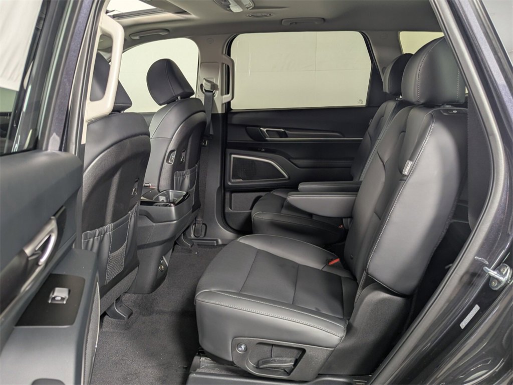 New 2025 Kia Telluride S image 26