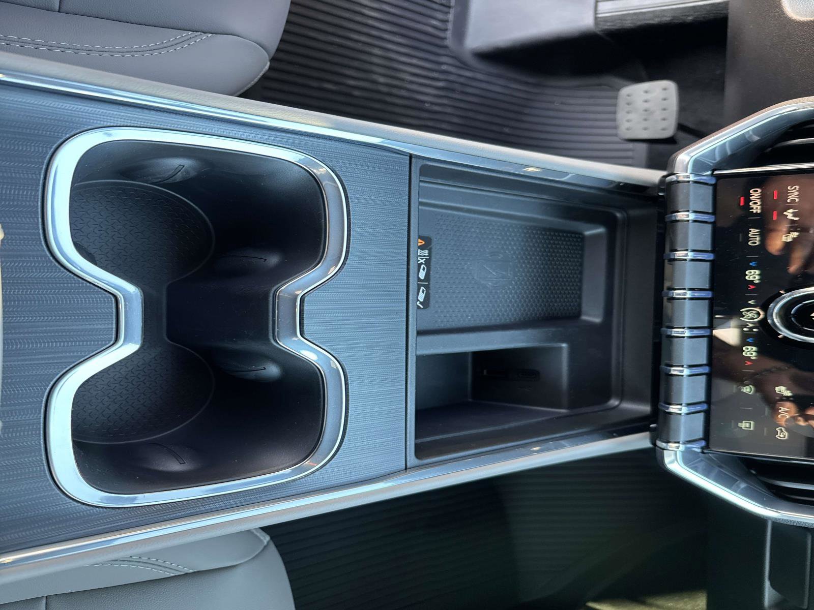 New 2026 GMC Acadia Elevation w/ Elevation Premium Package image 31