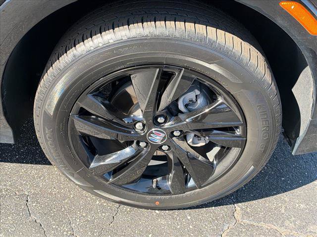 Certified 2024 Buick Encore GX Sport Touring AWD/4WD image 33