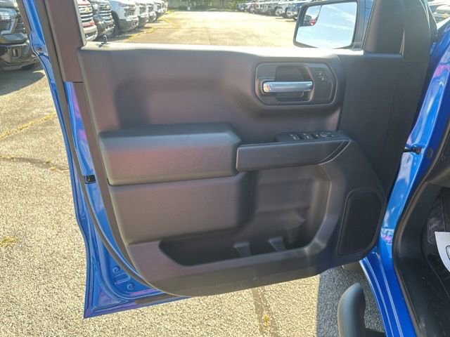 New 2026 Chevrolet Silverado 1500 Custom w/ Turbomax Blackout Package image 11