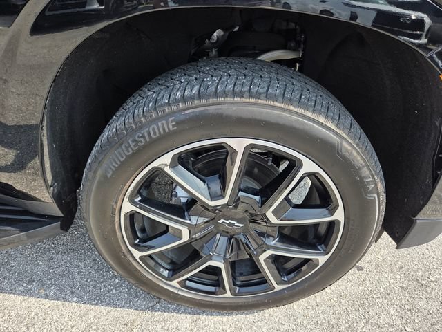 Used 2024 Chevrolet Tahoe RST w/ Luxury Package AWD/4WD image 9