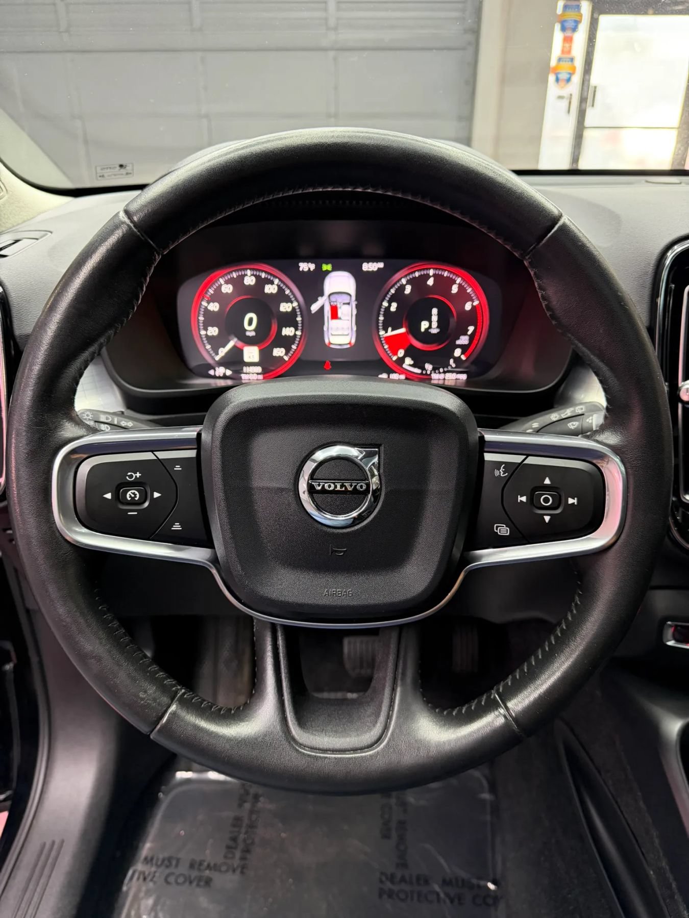 Used 2019 Volvo XC40 T5 Momentum AWD/4WD image 14