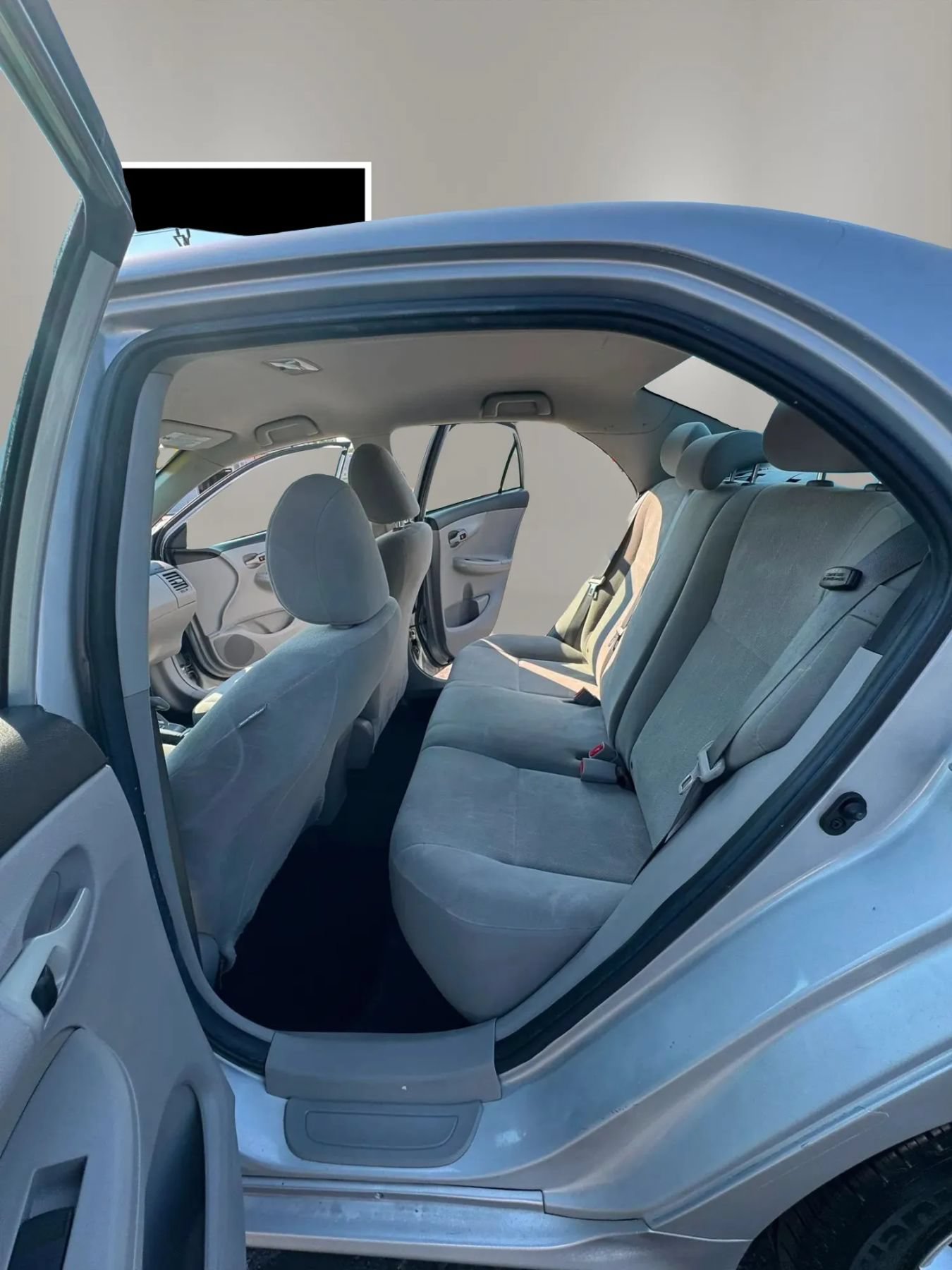 Used 2013 Toyota Corolla L FWD image 9