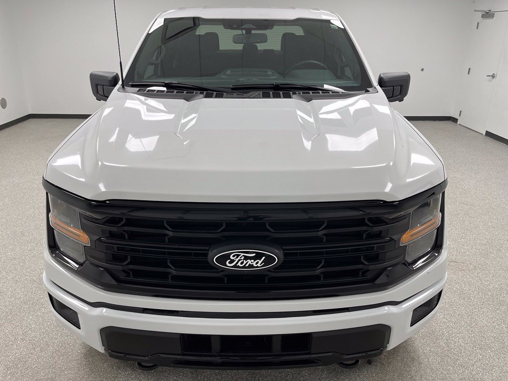 Used 2024 Ford F150 XLT w/ XLT Black Appearance Package AWD/4WD image 3