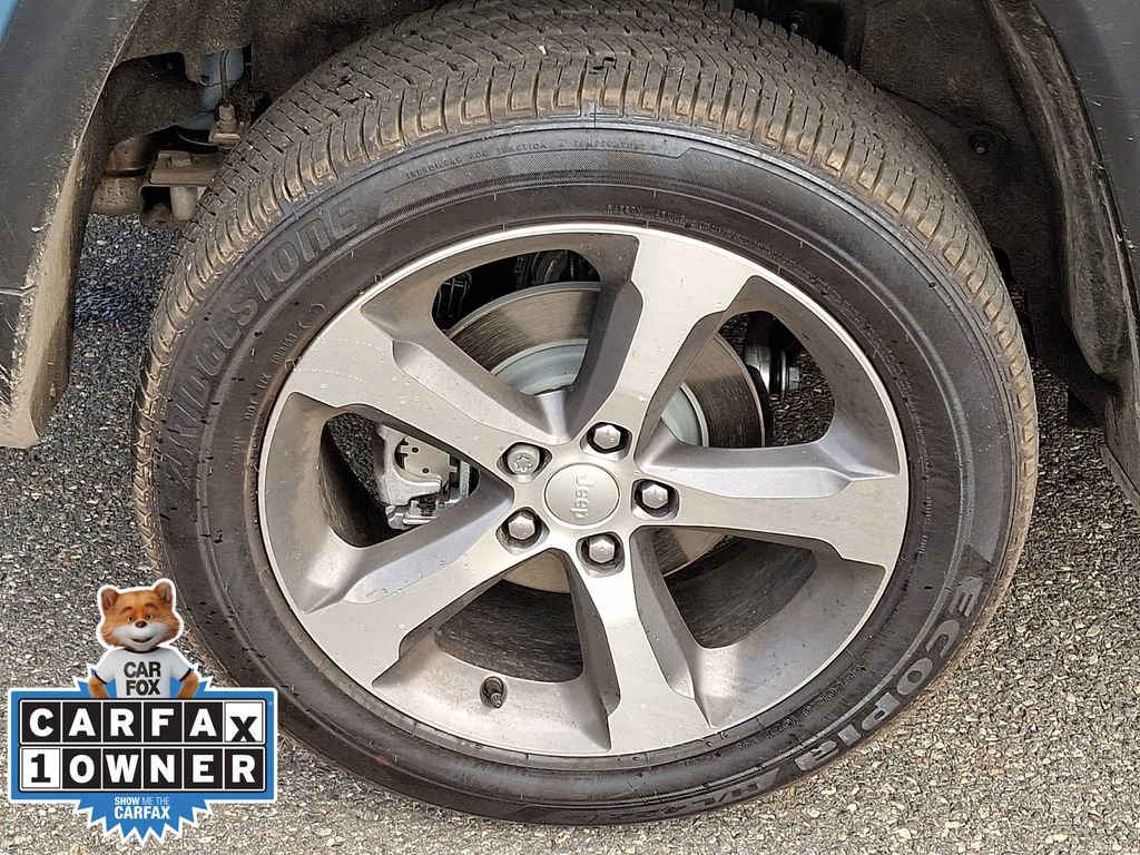 Used 2026 Jeep Grand Cherokee Limited AWD/4WD image 8