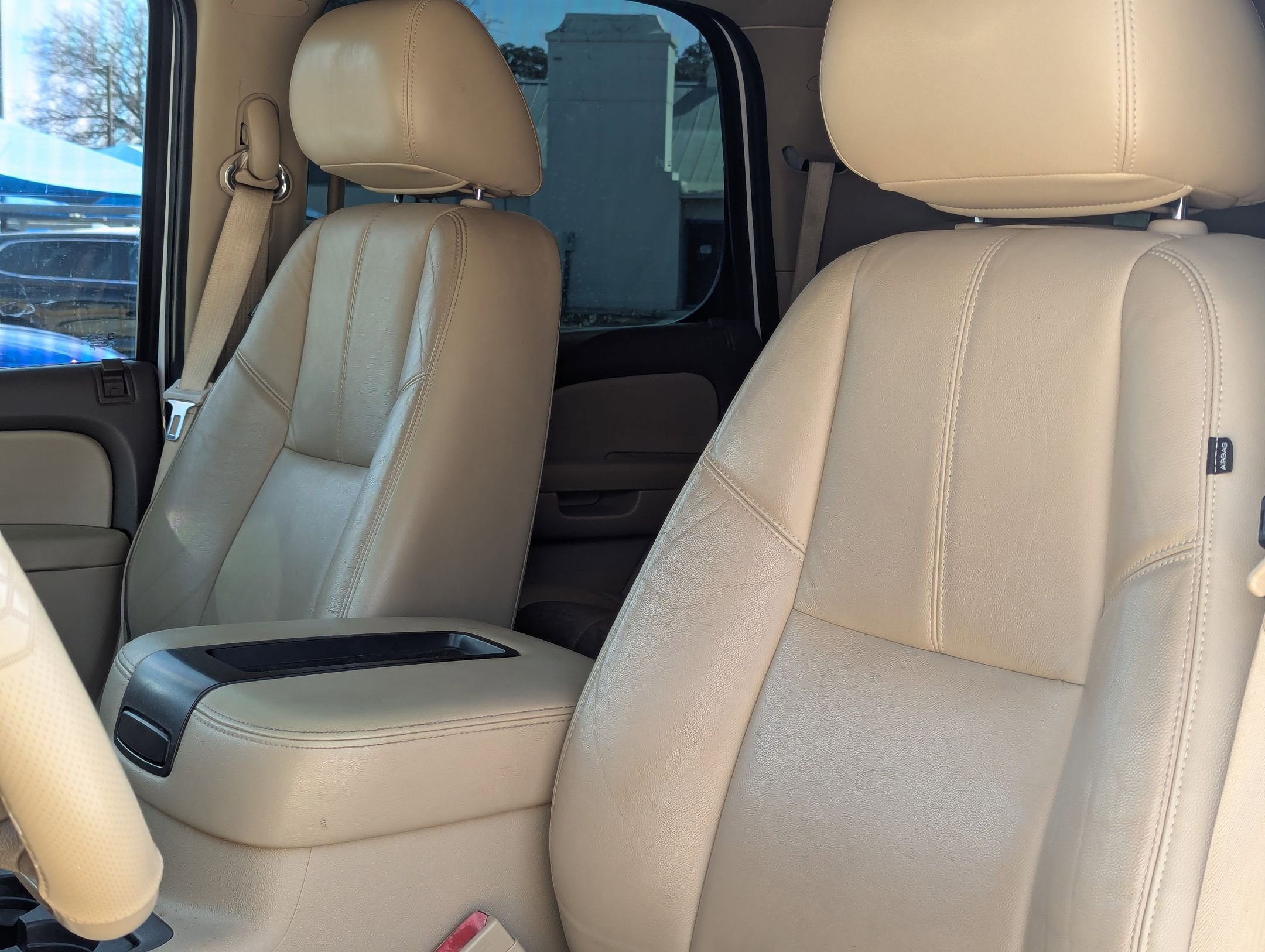 Used 2013 Chevrolet Tahoe LT w/ Luxury Package image 14