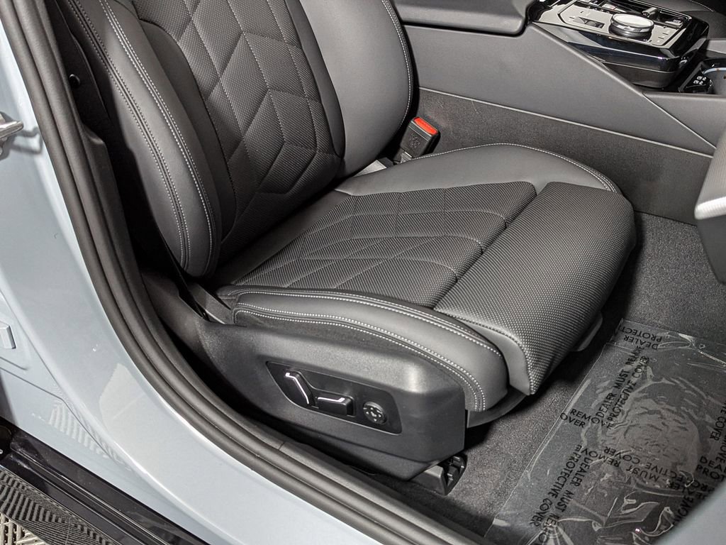 Certified 2024 BMW 530i w/ M Sport Package image 32