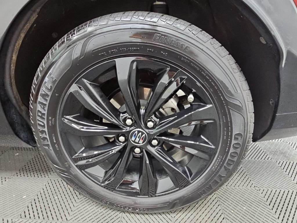 Used 2024 Buick Envista Sport Touring w/ Convenience I Package FWD image 41