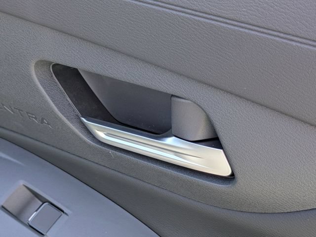 New 2026 Nissan Sentra SV w/ SV Convenience Package FWD image 32