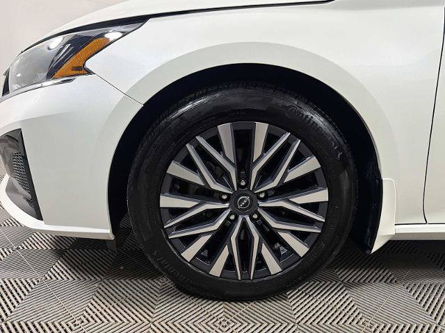 Certified 2023 Nissan Altima 2.5 SV w/ SV Premium Package FWD image 27