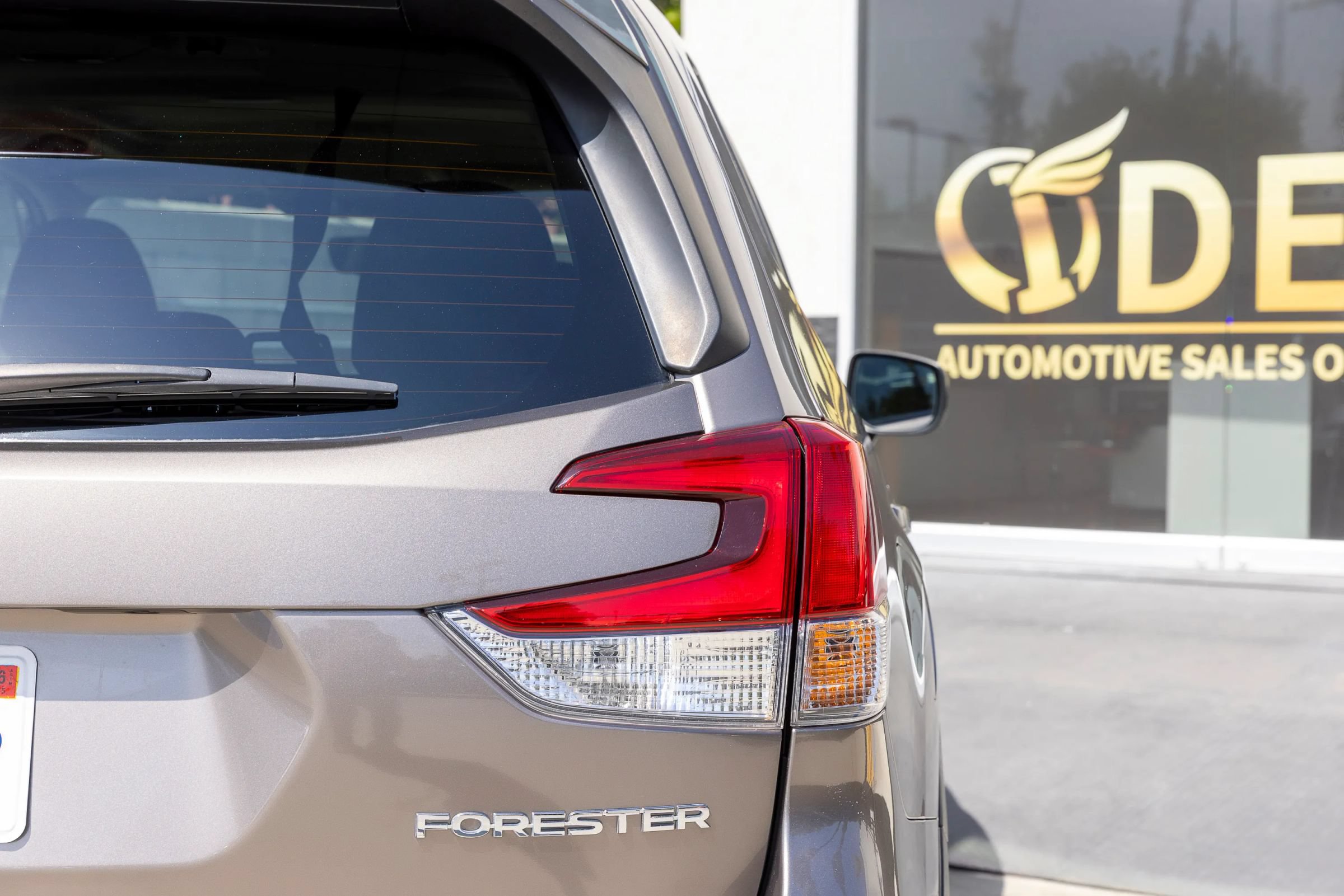 Used 2023 Subaru Forester Premium AWD/4WD image 13