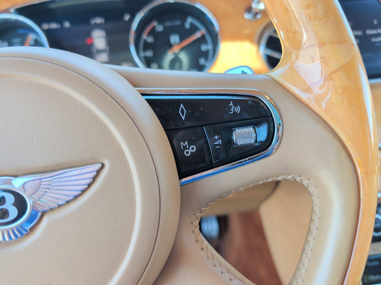 Used 2017 Bentley Mulsanne RWD image 27