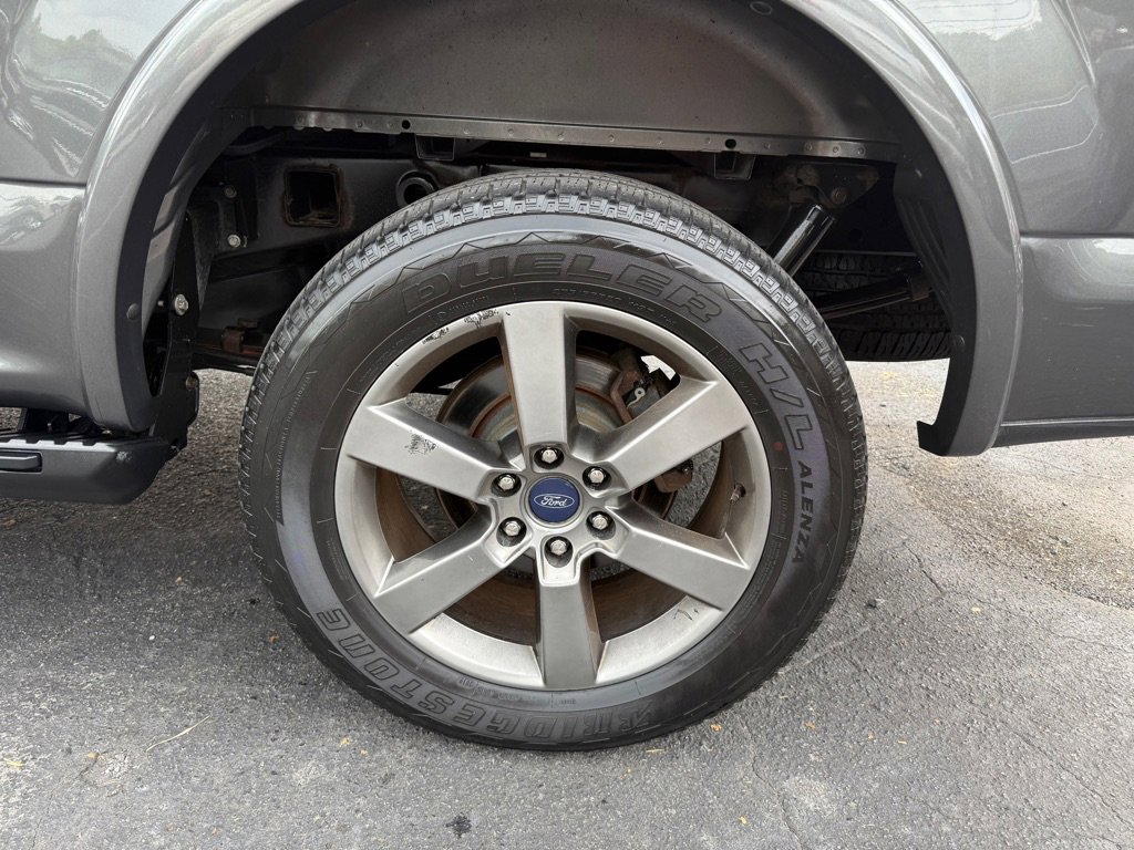 Used 2015 Ford F150 Lariat image 28
