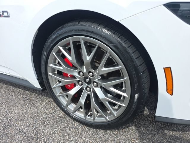 Used 2024 Ford Mustang GT Premium RWD image 9