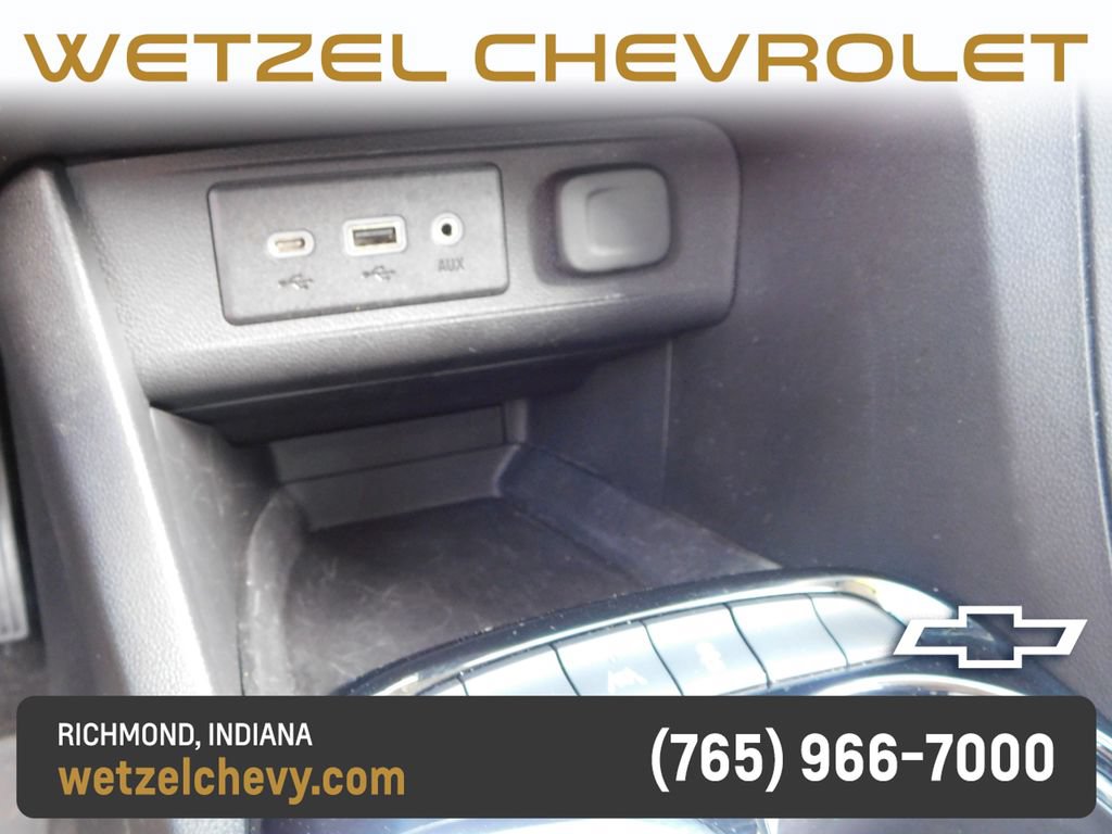 Used 2023 Buick Encore GX Select FWD image 35