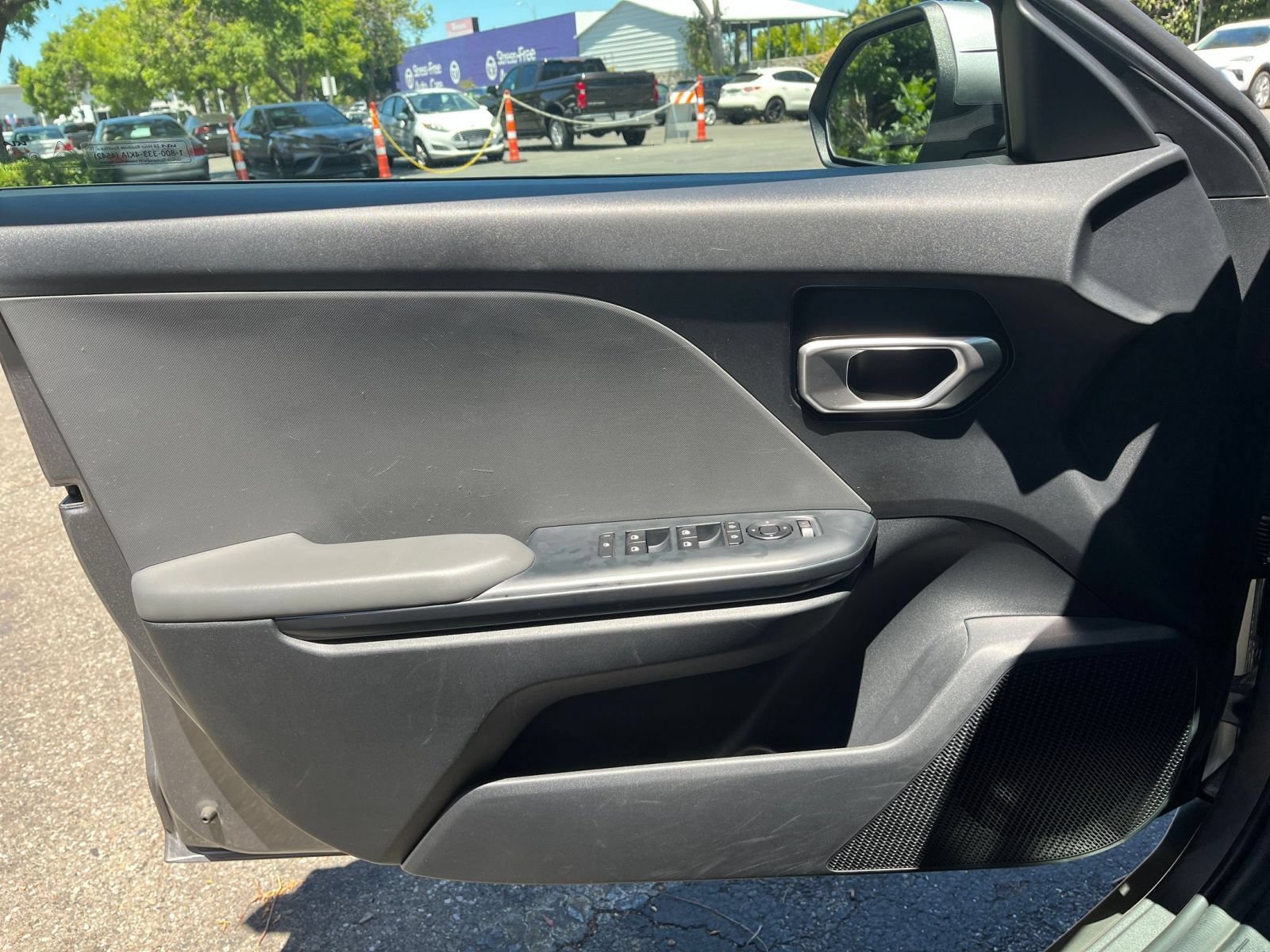 Used 2025 Kia K4 FWD image 18