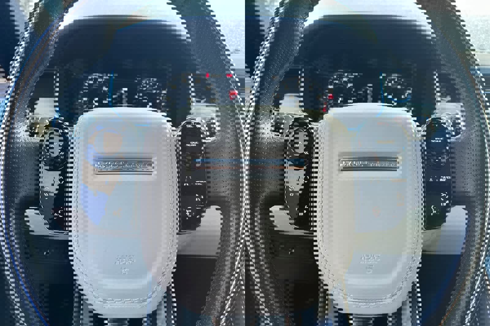 Used 2022 Land Rover Range Rover Sport HSE Silver Edition image 23