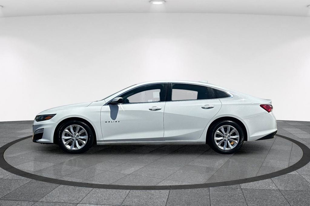 Used 2022 Chevrolet Malibu LT image 9