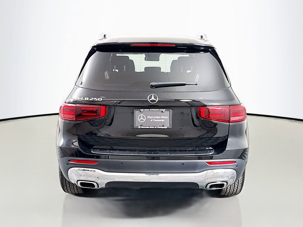 Used 2024 Mercedes-Benz GLB 250 w/ Exclusive Package image 6