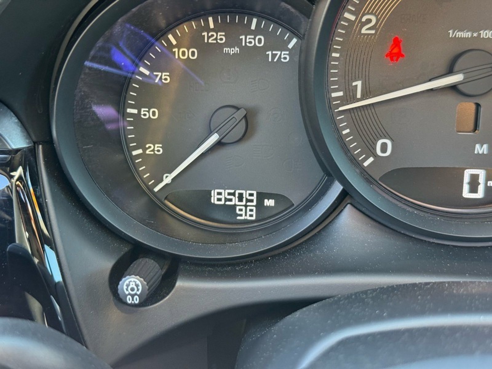 Used 2024 Porsche Macan image 29